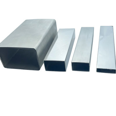 Το Decorativo TUBO ΟΡΘΟΓΏΝΙΟ BRILLANTE ΓΥΆΛΙΣΕ 600 επίπεδο σωλήνα Inox ανοξείδωτου γ-304 X 6 ΜΕΤΡΌ