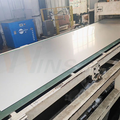 Υψηλή σκληρότητα 1500 mm πλάτος Αμινοξείδιο φινίρισμα φούρνας 3000 mm μήκος 0,9 mm ανοξείδωτο χάλυβα κρύο έλαση φύλλο 2B επιφάνεια