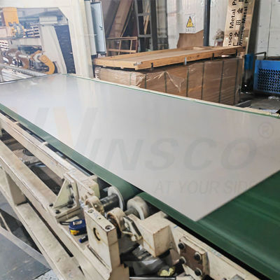 Υψηλή σκληρότητα 1500 mm πλάτος Αμινοξείδιο φινίρισμα φούρνας 3000 mm μήκος 0,9 mm ανοξείδωτο χάλυβα κρύο έλαση φύλλο 2B επιφάνεια