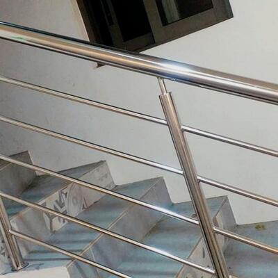 Τεχνουργήματα και κατασκευές από χάλυβα ατσάλινο