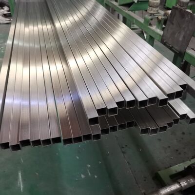 10×10mm έως 200×200mm Τετράγωνοι & Ορθογώνιοι Σωλήνες από Ανοξείδωτο Χάλυβα με Πάχος Τοιχώματος 1,5-5,0mm για Κατασκευές & Κάγκελα
